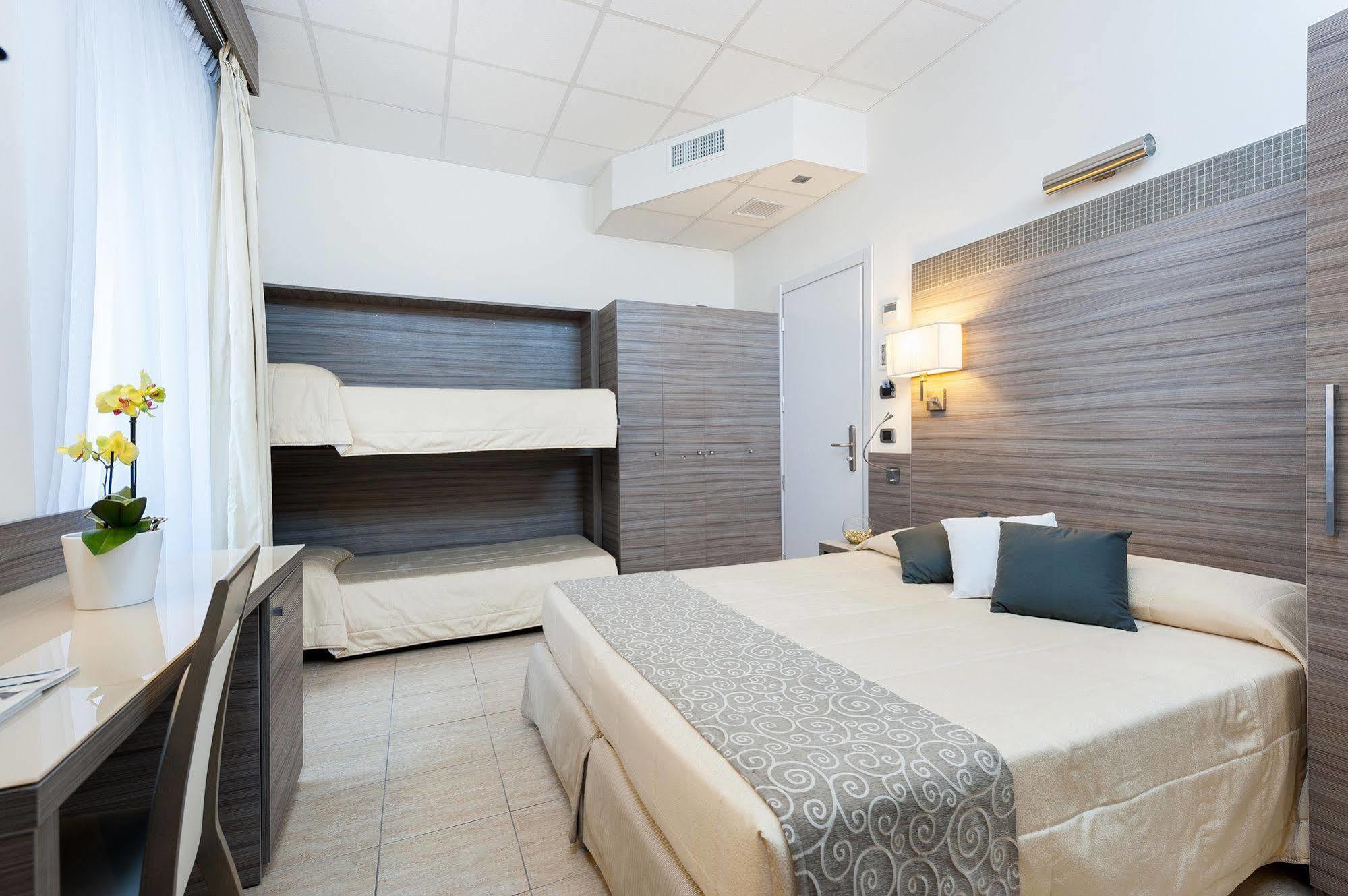 רומא Morrisson Exclusive Rooms מראה חיצוני תמונה